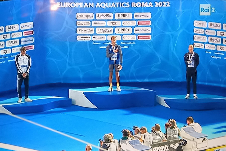 SAYERLACK SUL PODIO DEGLI EUROPEAN AQUATICS DI ROMA 2022